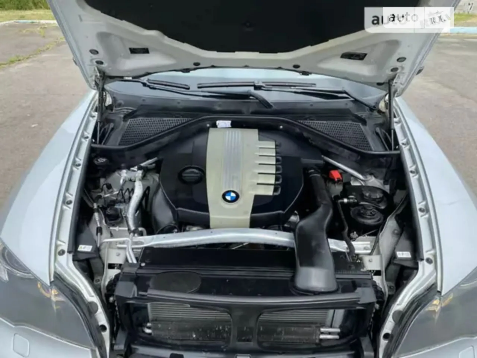 2010 BMW X5 - мініатюра 29