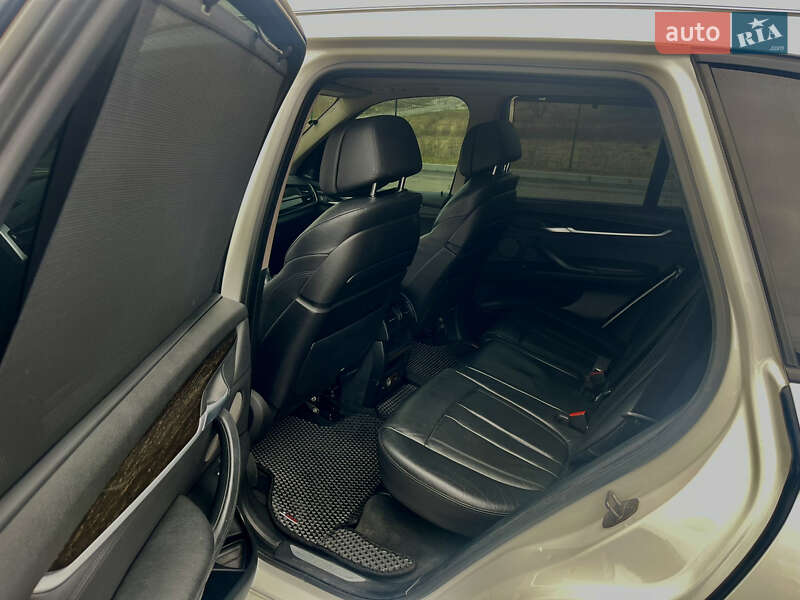 Позашляховик / Кросовер BMW X5 2014 в Рівному