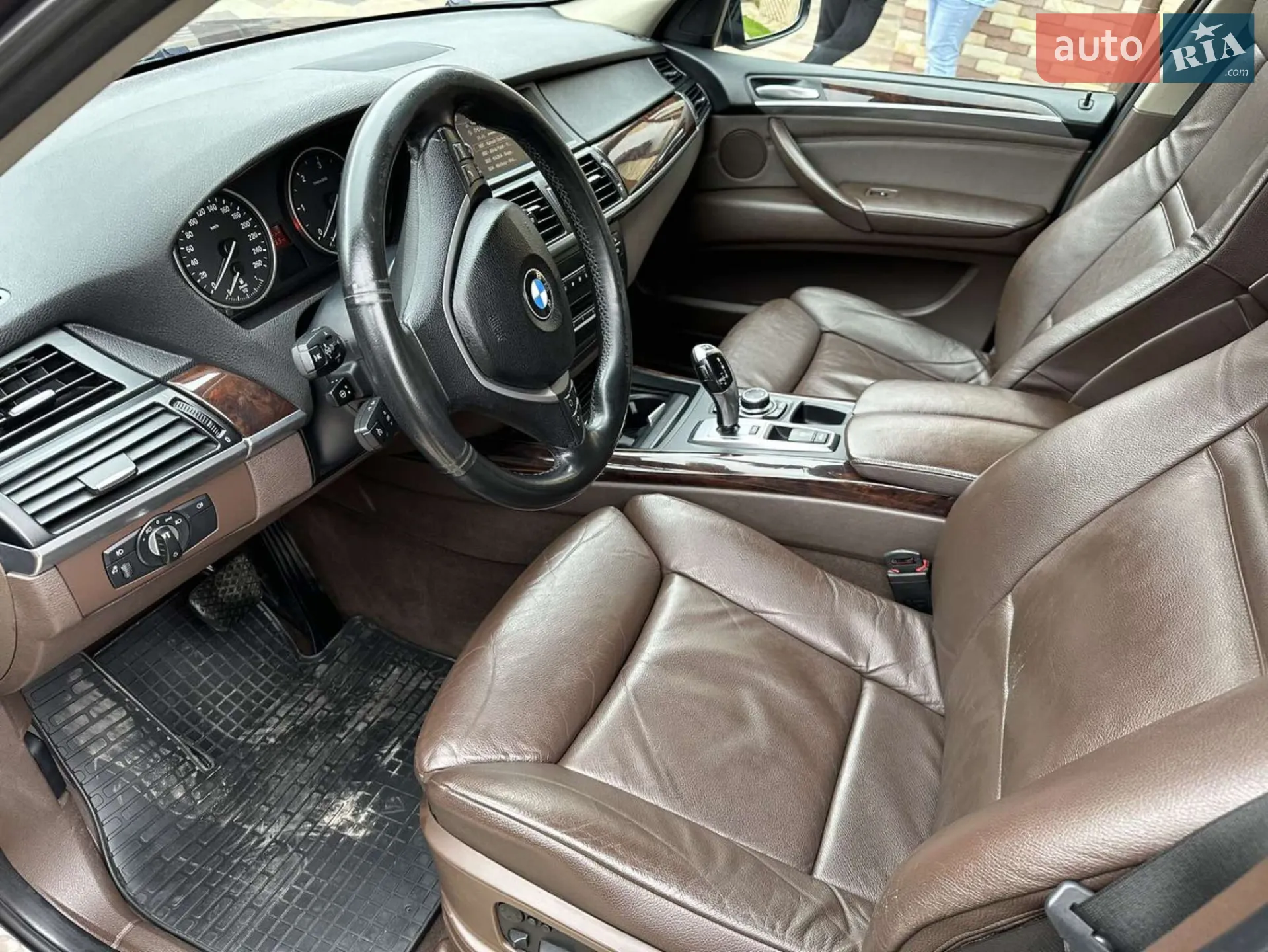 BMW X5 2010 VIN WBAZW41000L430621 фото оголошення 3 з 8