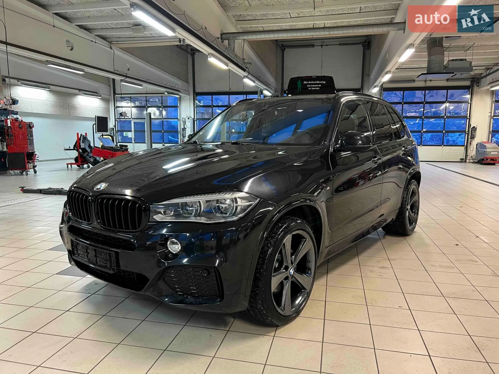 2015 BMW X5 - мініатюра 2