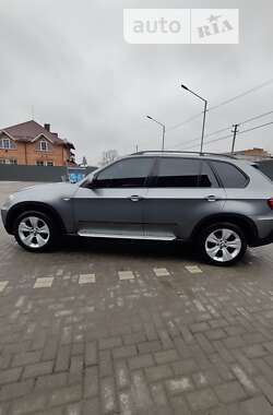 Позашляховик / Кросовер BMW X5 2010 в Сарнах