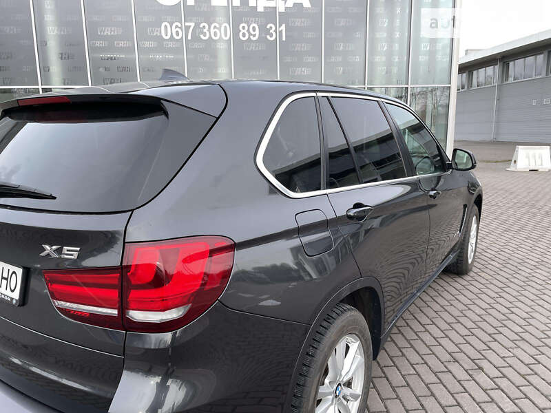 Позашляховик / Кросовер BMW X5 2014 в Луцьку