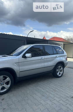 Внедорожник / Кроссовер BMW X5 2004 в Черновцах