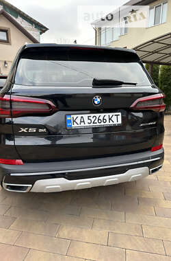 Внедорожник / Кроссовер BMW X5 2020 в Киеве