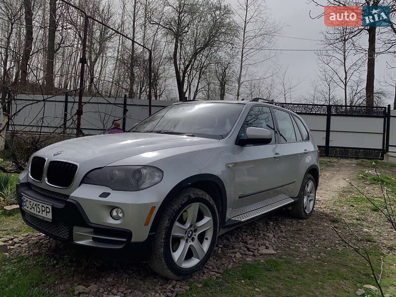 Внедорожник / Кроссовер BMW X5 2008 в Старом Самборе