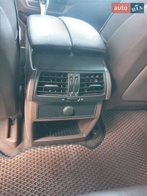 Внедорожник / Кроссовер BMW X5 2009 в Киеве