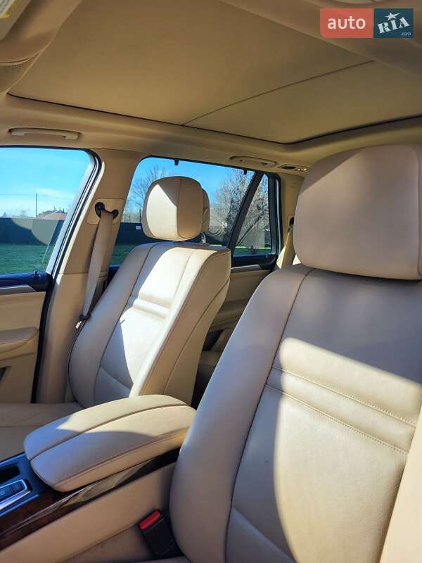 Позашляховик / Кросовер BMW X5 2011 в Кременчуці