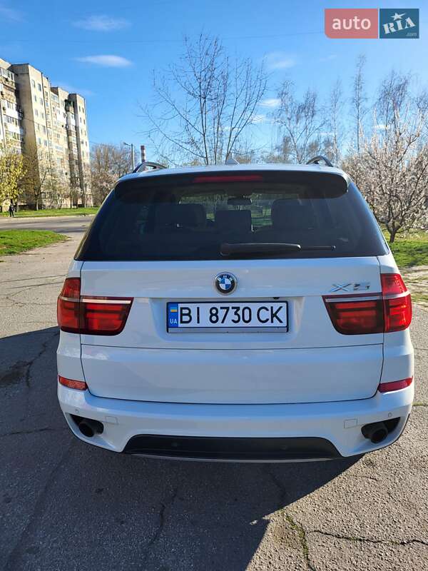 Позашляховик / Кросовер BMW X5 2011 в Кременчуці