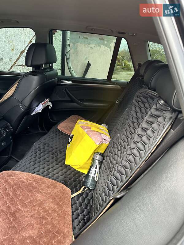 Внедорожник / Кроссовер BMW X5 2010 в Одессе