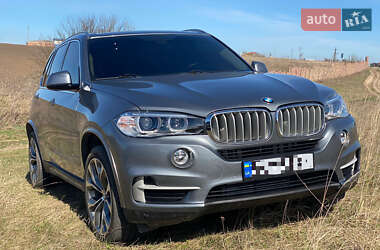 Внедорожник / Кроссовер BMW X5 2016 в Ровно