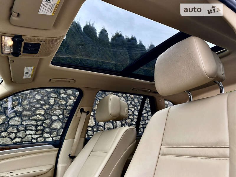 Внедорожник / Кроссовер BMW X5 2011 в Подволочиске