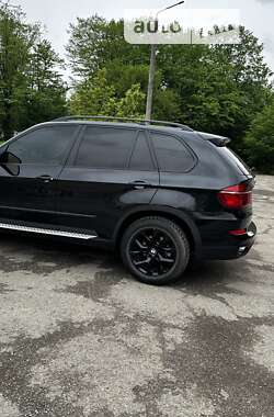 Позашляховик / Кросовер BMW X5 2011 в Івано-Франківську