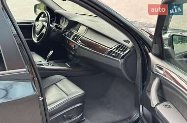 Внедорожник / Кроссовер BMW X5 2011 в 