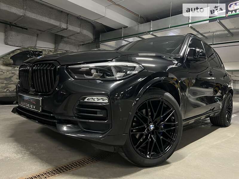 Внедорожник / Кроссовер BMW X5 2019 в Киеве