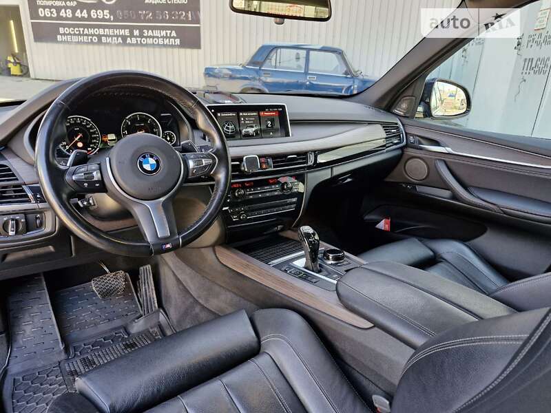 Внедорожник / Кроссовер BMW X5 2017 в Николаеве