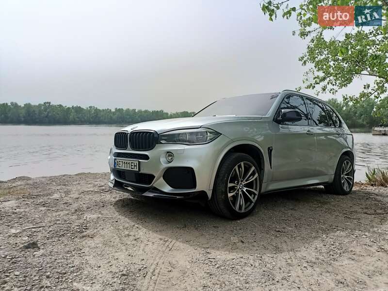 Позашляховик / Кросовер BMW X5 2014 в Дніпрі