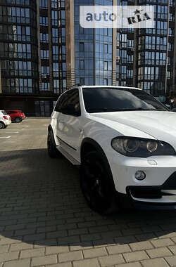 Позашляховик / Кросовер BMW X5 2008 в Луцьку