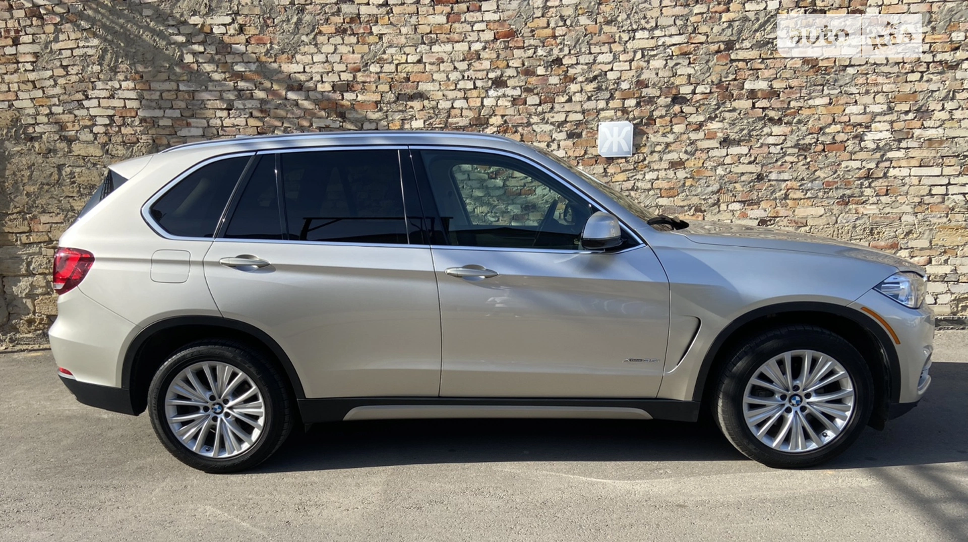 2016 BMW X5 - мініатюра 10