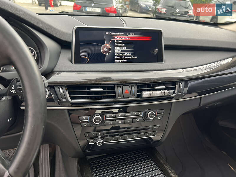 Позашляховик / Кросовер BMW X5 2014 в Чернівцях