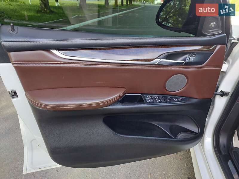 Позашляховик / Кросовер BMW X5 2014 в Миколаєві