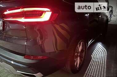 Позашляховик / Кросовер BMW X5 2019 в Києві