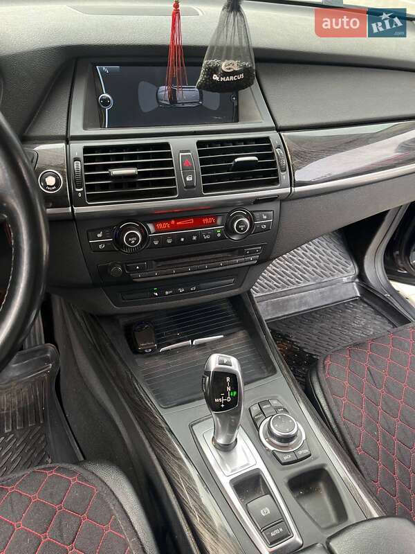 Внедорожник / Кроссовер BMW X5 2011 в Первомайске фото 21 Внедорожник / Кроссовер BMW X5 2011 в Первомайске