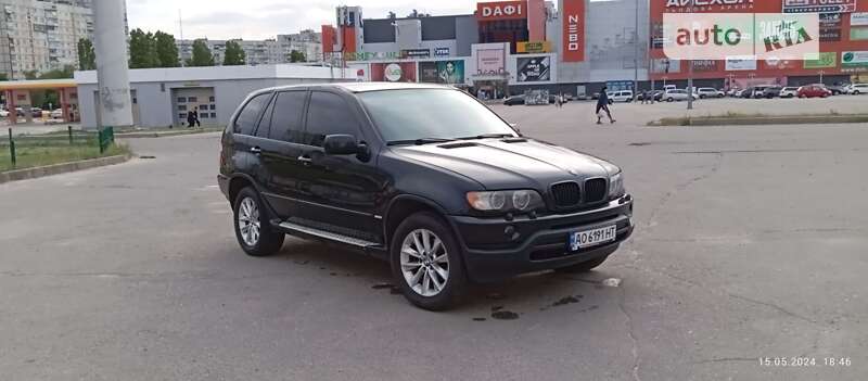 Внедорожник / Кроссовер BMW X5 2002 в Харькове