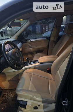 Внедорожник / Кроссовер BMW X5 2011 в Киеве