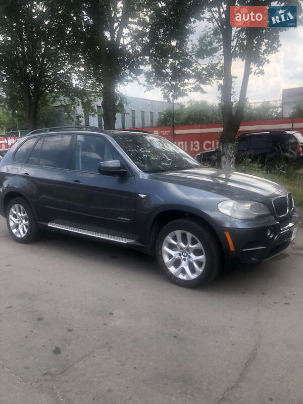 Внедорожник / Кроссовер BMW X5 2011 в Львове