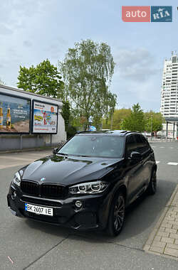 Внедорожник / Кроссовер BMW X5 2016 в 