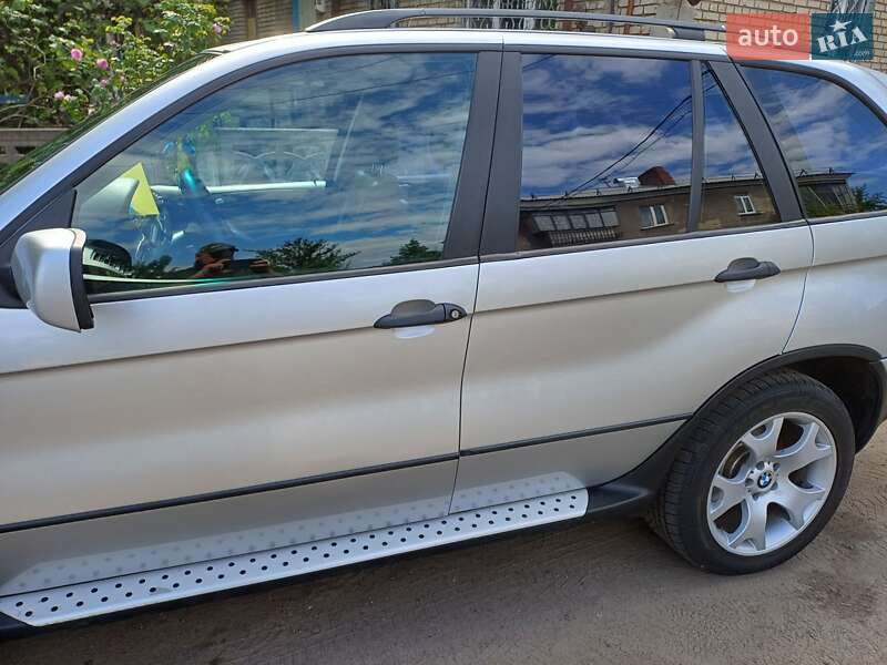 Внедорожник / Кроссовер BMW X5 2001 в Славянске