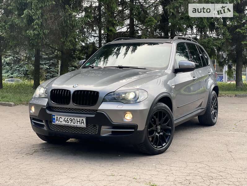 Позашляховик / Кросовер BMW X5 2008 в Рівному