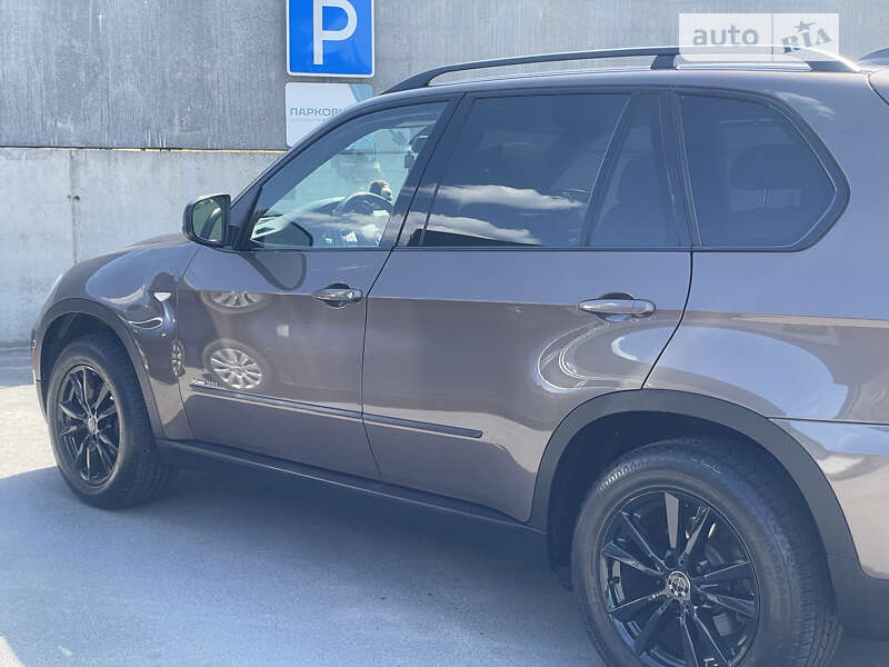 Позашляховик / Кросовер BMW X5 2011 в Дніпрі