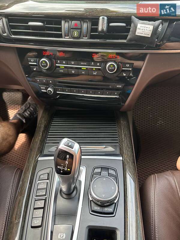 Позашляховик / Кросовер BMW X5 2015 в Теплодарі фото 13 Позашляховик / Кросовер BMW X5 2015 в Теплодарі