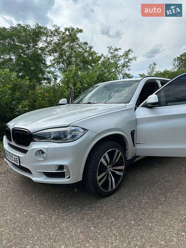 Позашляховик / Кросовер BMW X5 2015 в Теплодарі фото 21 Позашляховик / Кросовер BMW X5 2015 в Теплодарі