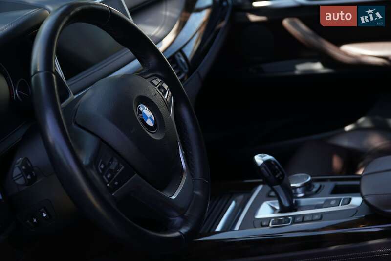 Позашляховик / Кросовер BMW X5 2015 в Миколаєві