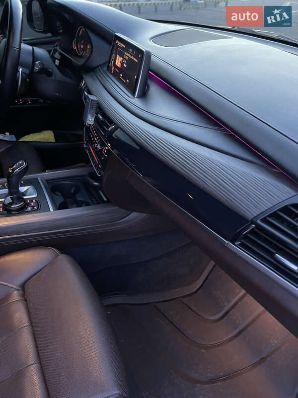 Внедорожник / Кроссовер BMW X5 2014 в Днепре