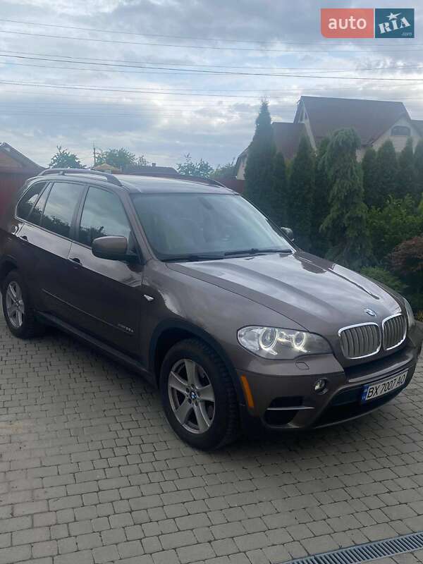 Внедорожник / Кроссовер BMW X5 2012 в Хмельницком