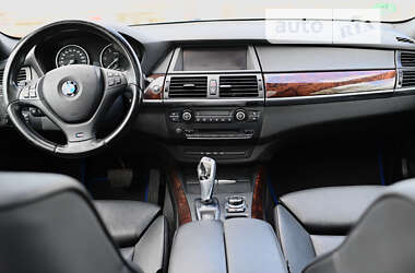 Позашляховик / Кросовер BMW X5 2010 в Дубні