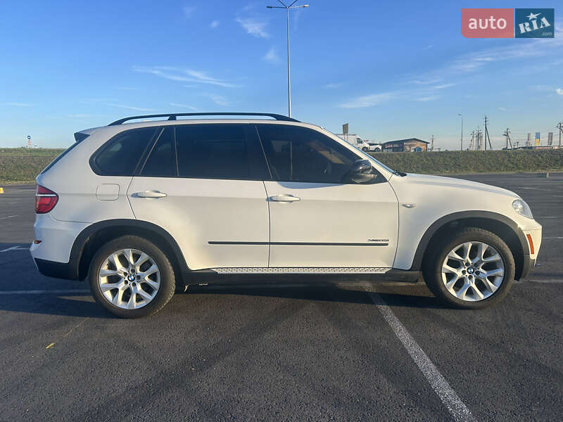 Внедорожник / Кроссовер BMW X5 2011 в Львове