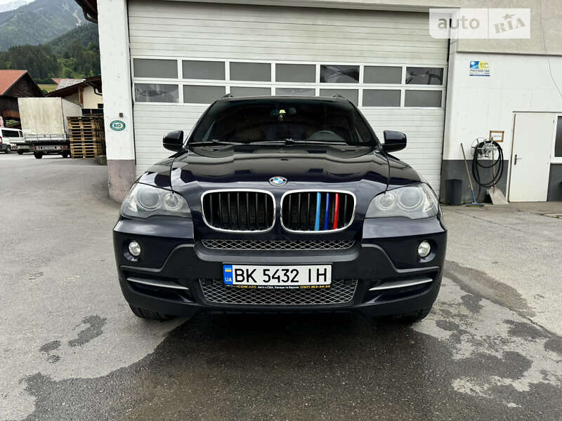 Позашляховик / Кросовер BMW X5 2009 в Рівному