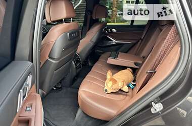 Внедорожник / Кроссовер BMW X5 2020 в 
