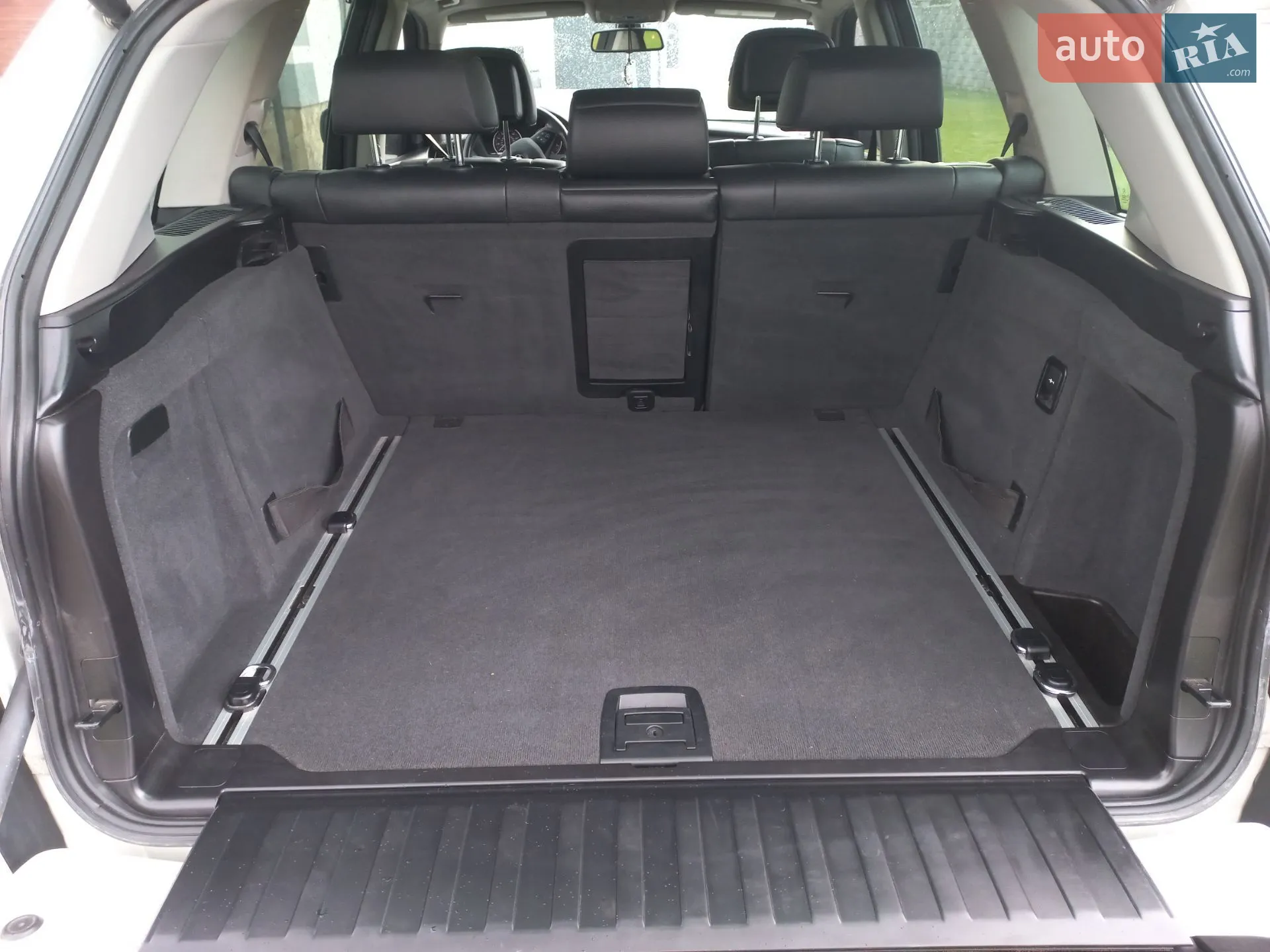 2010 BMW X5 - мініатюра 16