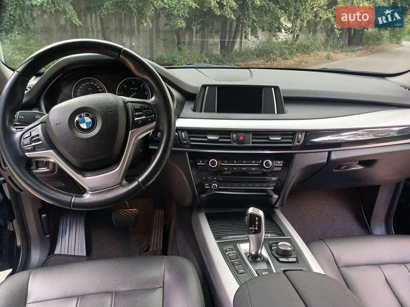 Позашляховик / Кросовер BMW X5 2015 в Києві фото 25 Позашляховик / Кросовер BMW X5 2015 в Києві