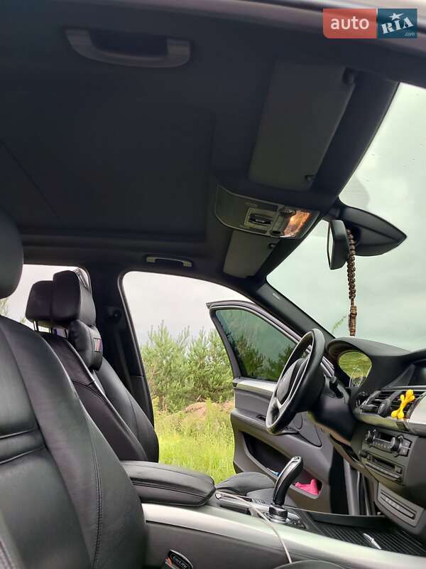 Внедорожник / Кроссовер BMW X5 2010 в Самборе