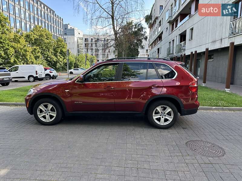 Позашляховик / Кросовер BMW X5 2013 в Києві