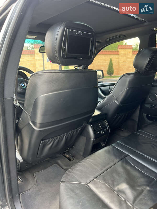 Внедорожник / Кроссовер BMW X5 2005 в Измаиле