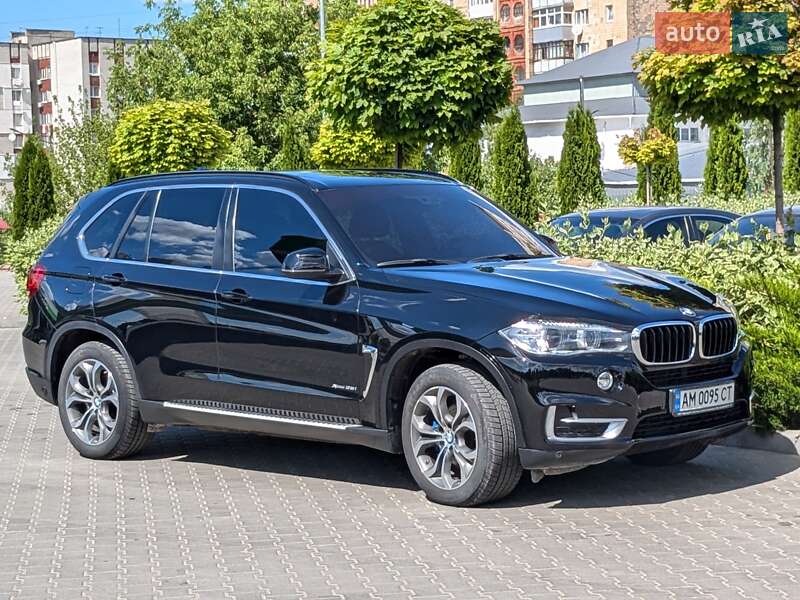 Внедорожник / Кроссовер BMW X5 2015 в Житомире