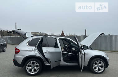 Внедорожник / Кроссовер BMW X5 2009 в Дубно