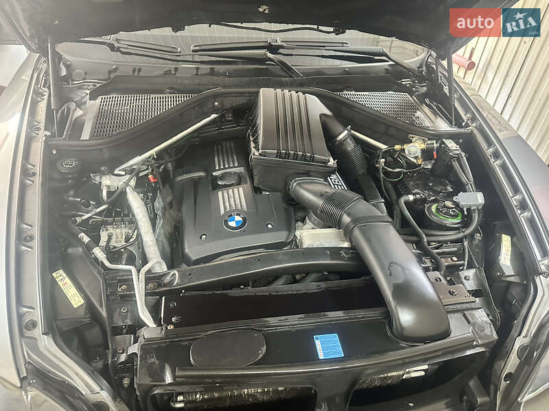 Позашляховик / Кросовер BMW X5 2007 в Києві
